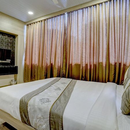 Hotel Arts International ムンバイ エクステリア 写真