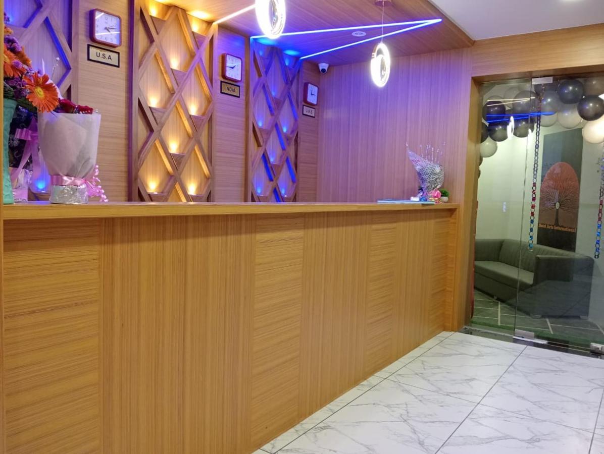 Hotel Arts International ムンバイ エクステリア 写真