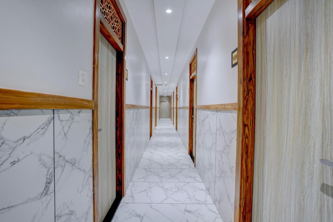 Hotel Arts International ムンバイ エクステリア 写真