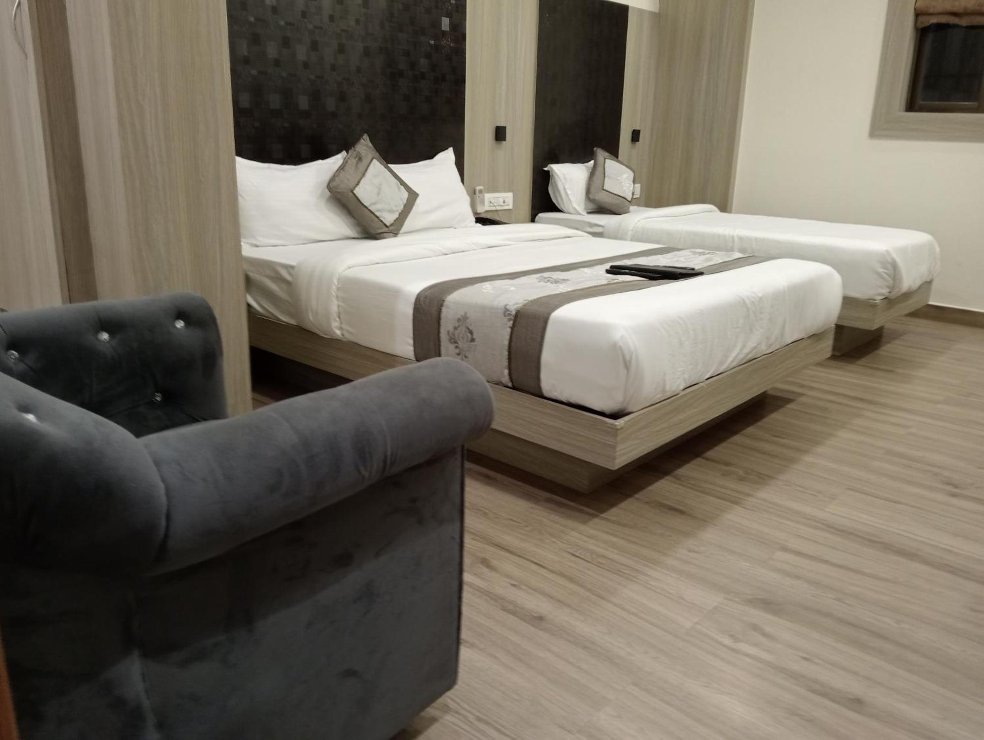 Hotel Arts International ムンバイ エクステリア 写真